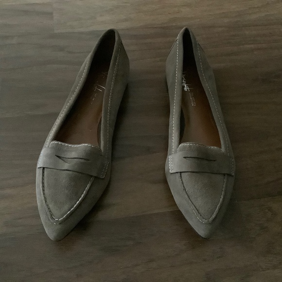 Franco Sarto Suede Loafers with white stitches - Picture 5 of 5